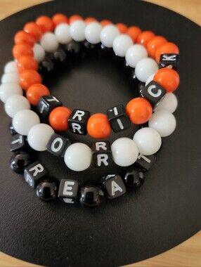 Hand Crafted Bracelets Stack 3 Trick or Treat Halloween Stretch Orange Black Med